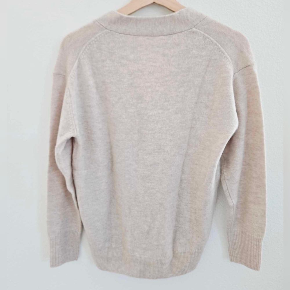 Wool Women’s Oat Cream Cardigan size XS - Picture 2 of 7
